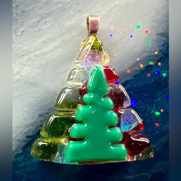 Bonnie’s Bling One Of A Kind Fused Glass Jewelry and Accessories to Wear. - Picture 6 of 15